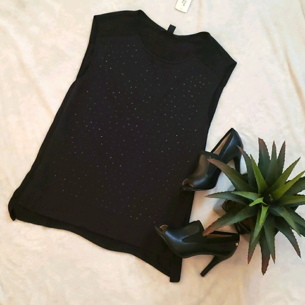 🖤Forever 21🤍 back sleeveless top